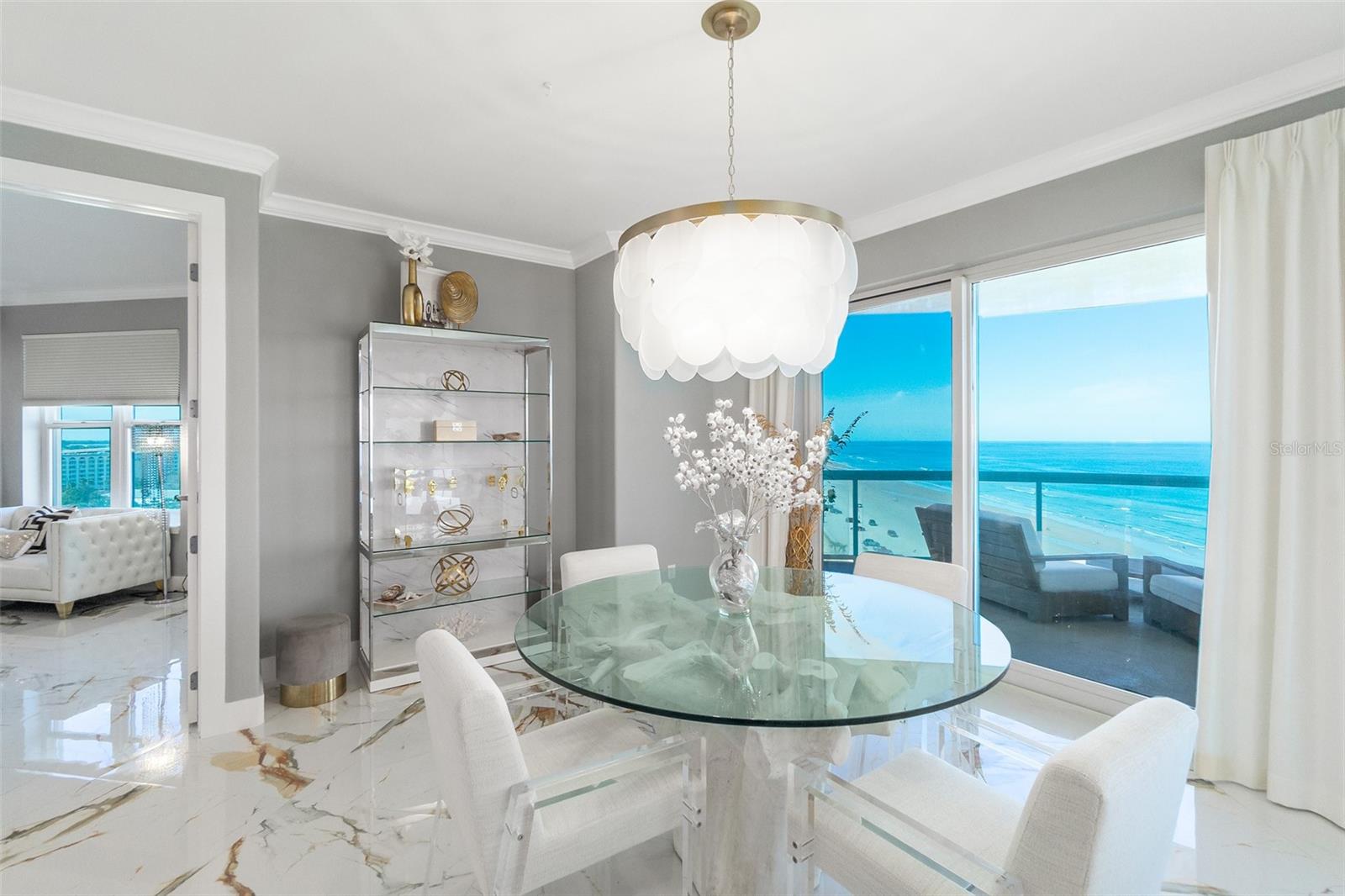 Image 22 of 76 For 3703 Atlantic Avenue 908