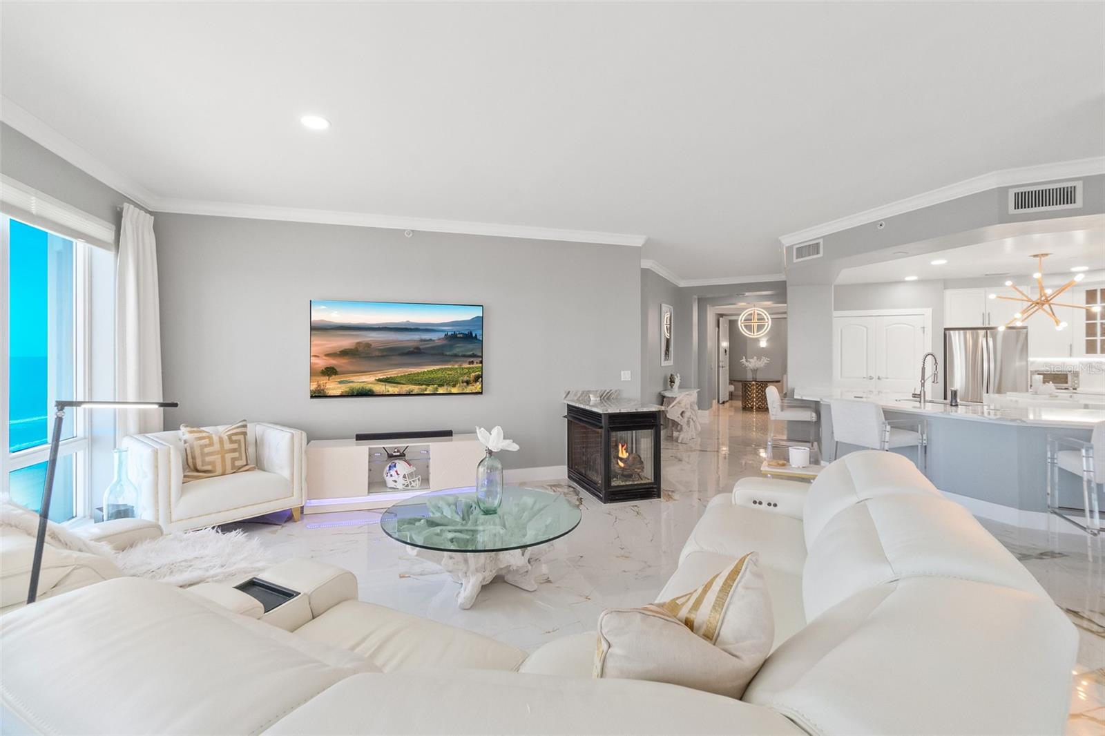 Image 23 of 76 For 3703 Atlantic Avenue 908