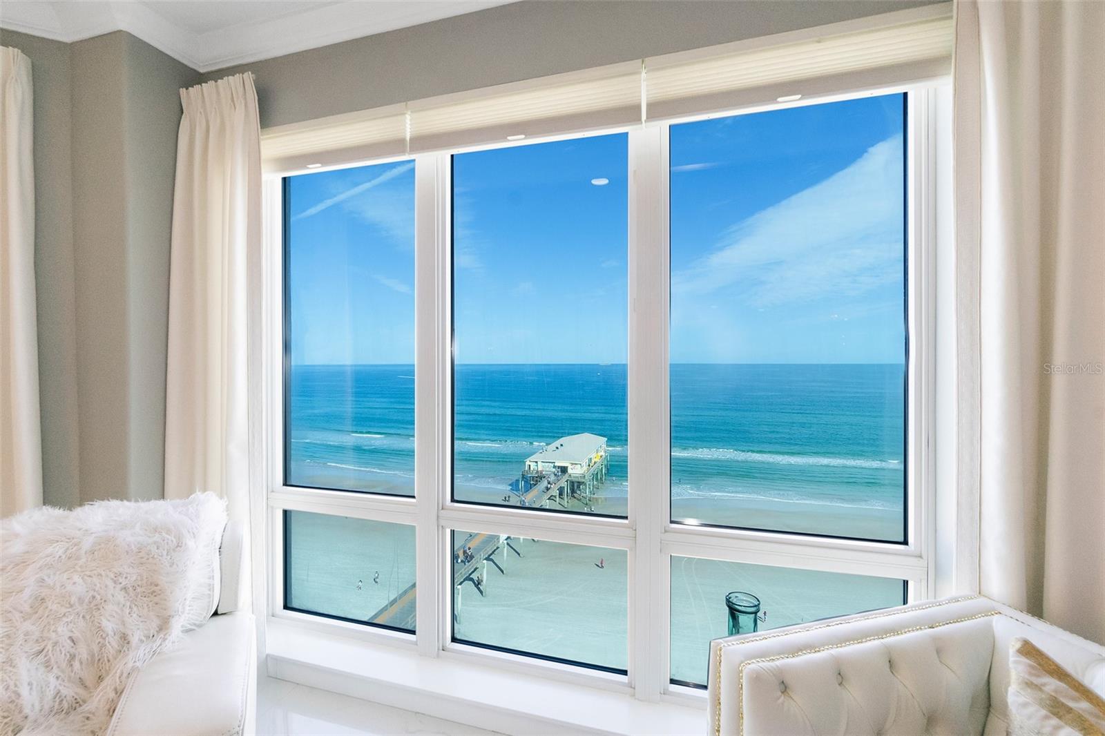 Image 24 of 76 For 3703 Atlantic Avenue 908