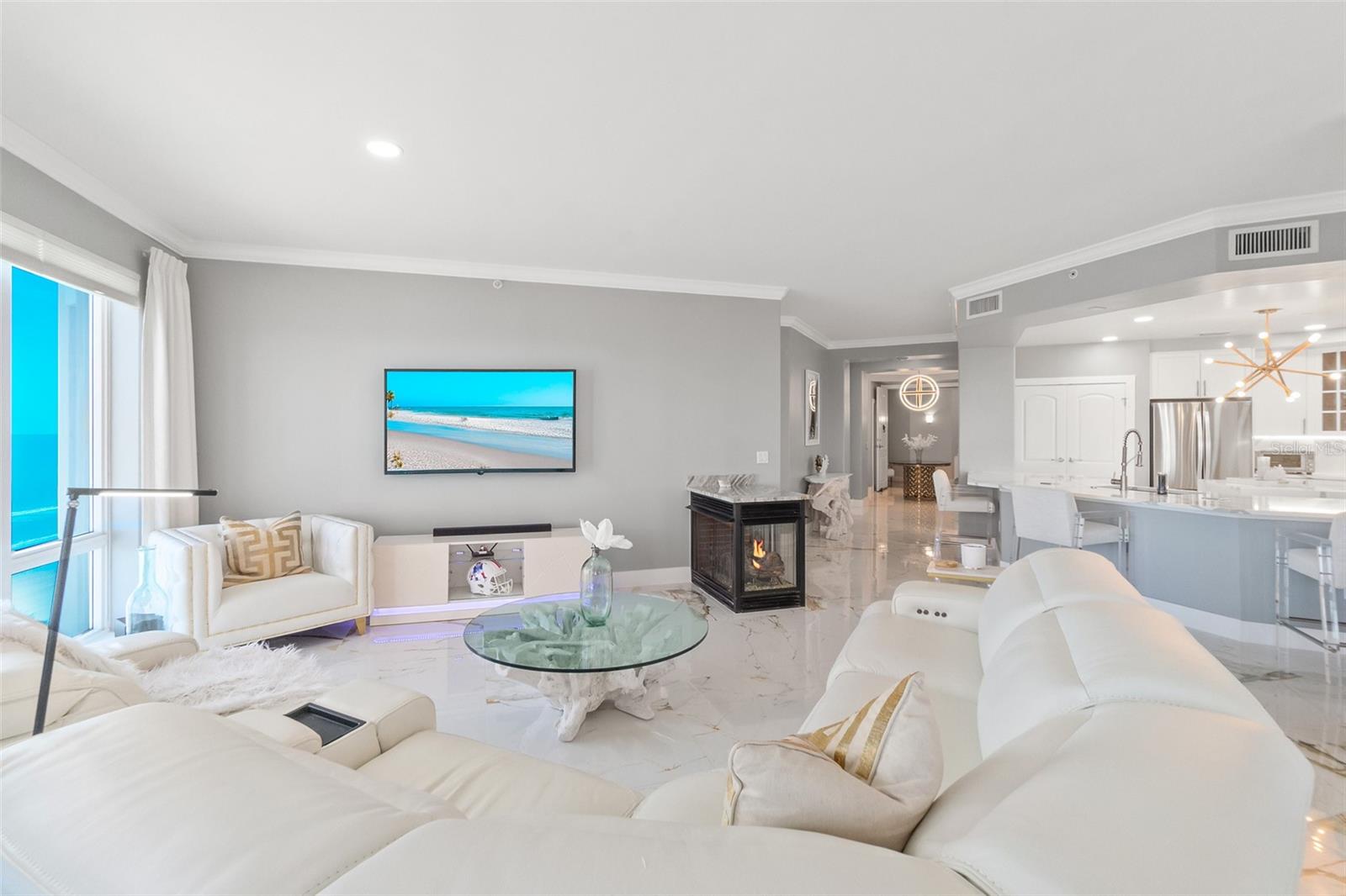 Image 25 of 76 For 3703 Atlantic Avenue 908