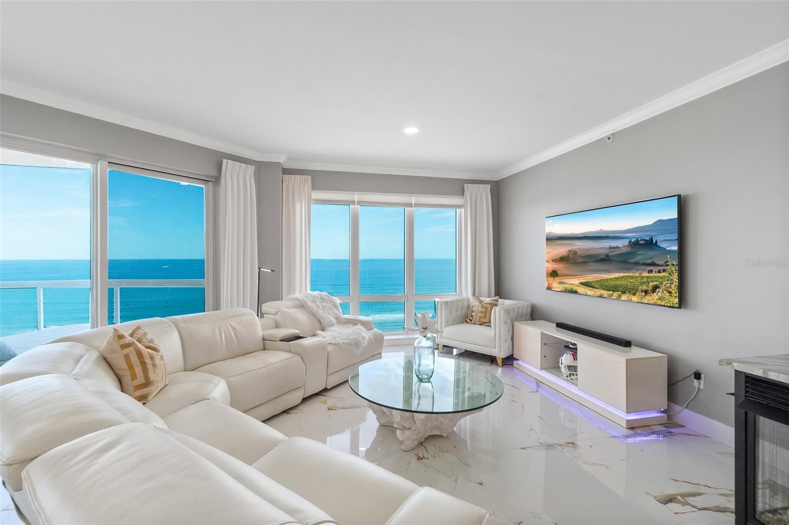 Image 28 of 76 For 3703 Atlantic Avenue 908