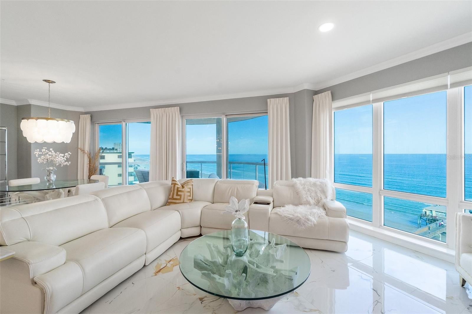 Image 30 of 76 For 3703 Atlantic Avenue 908