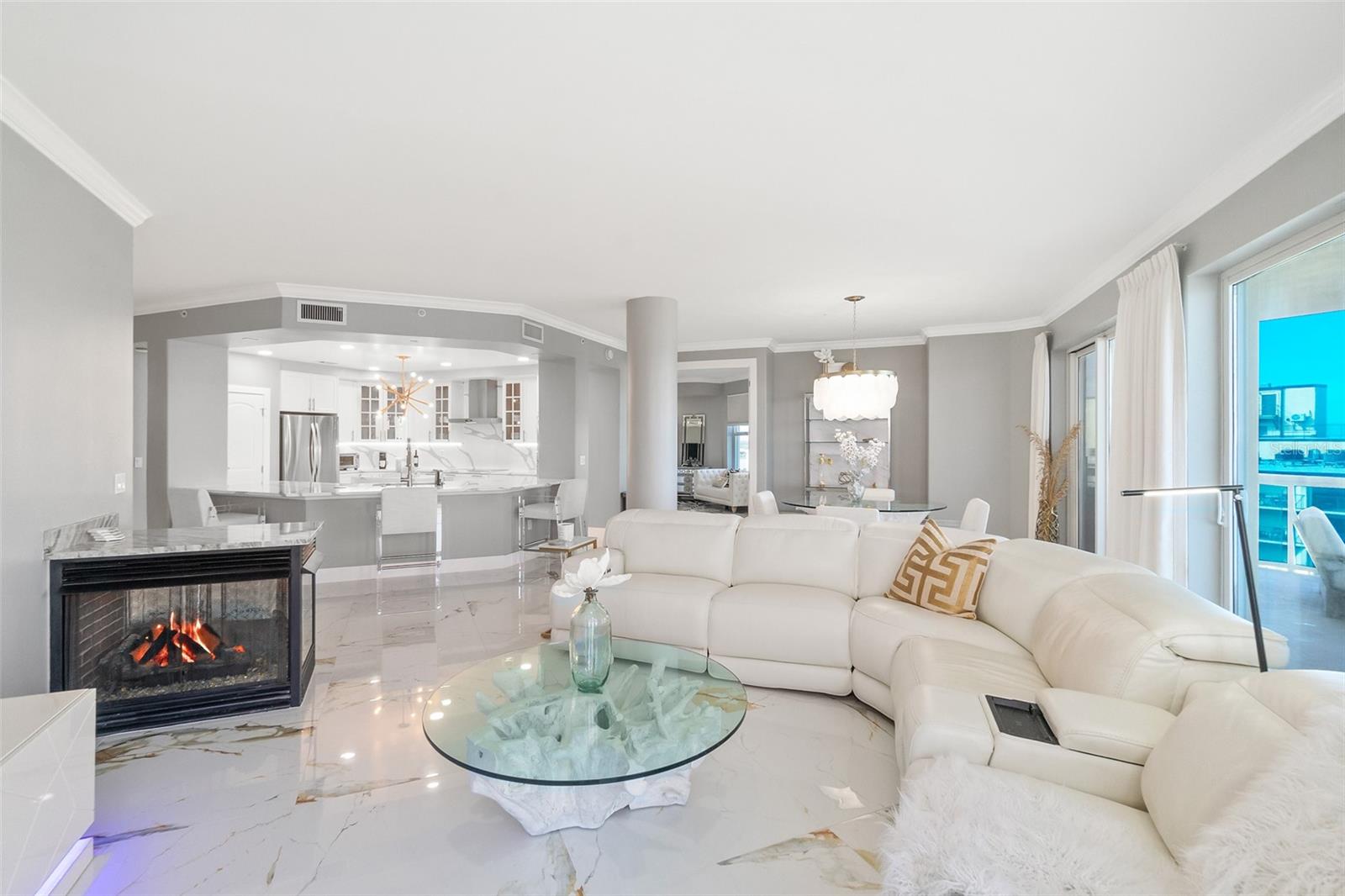 Image 31 of 76 For 3703 Atlantic Avenue 908