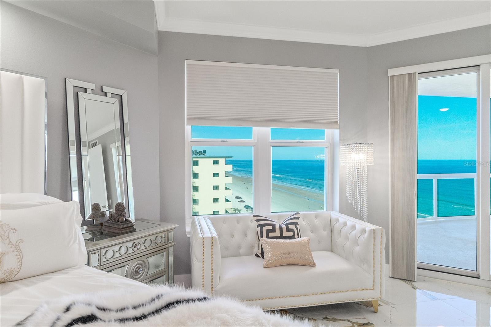 Image 43 of 76 For 3703 Atlantic Avenue 908