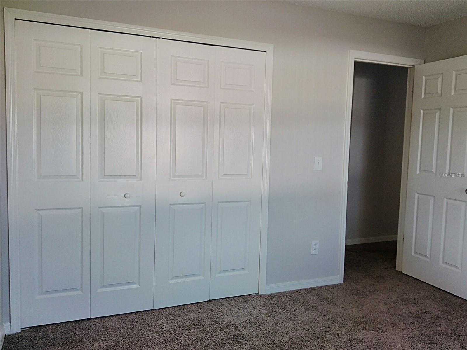 Image 18 of 29 For 1055 Cooper Drive