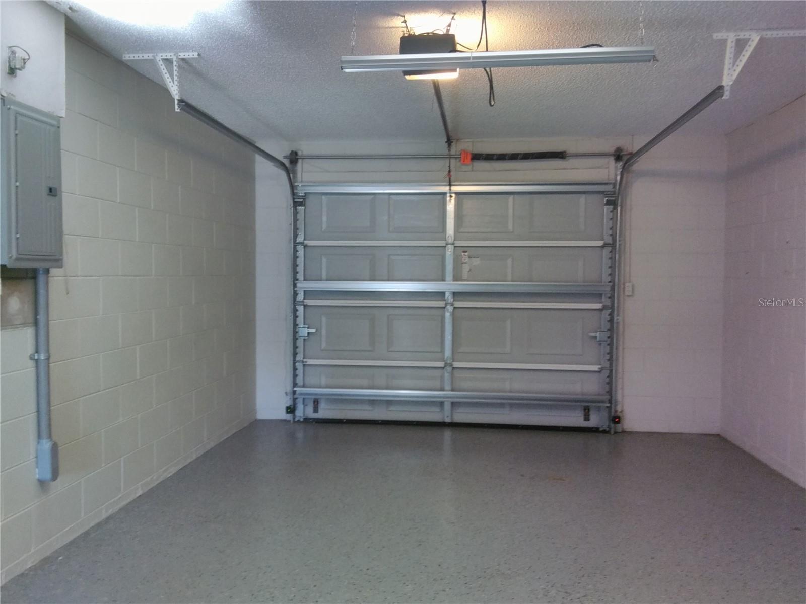 Image 23 of 29 For 1055 Cooper Drive