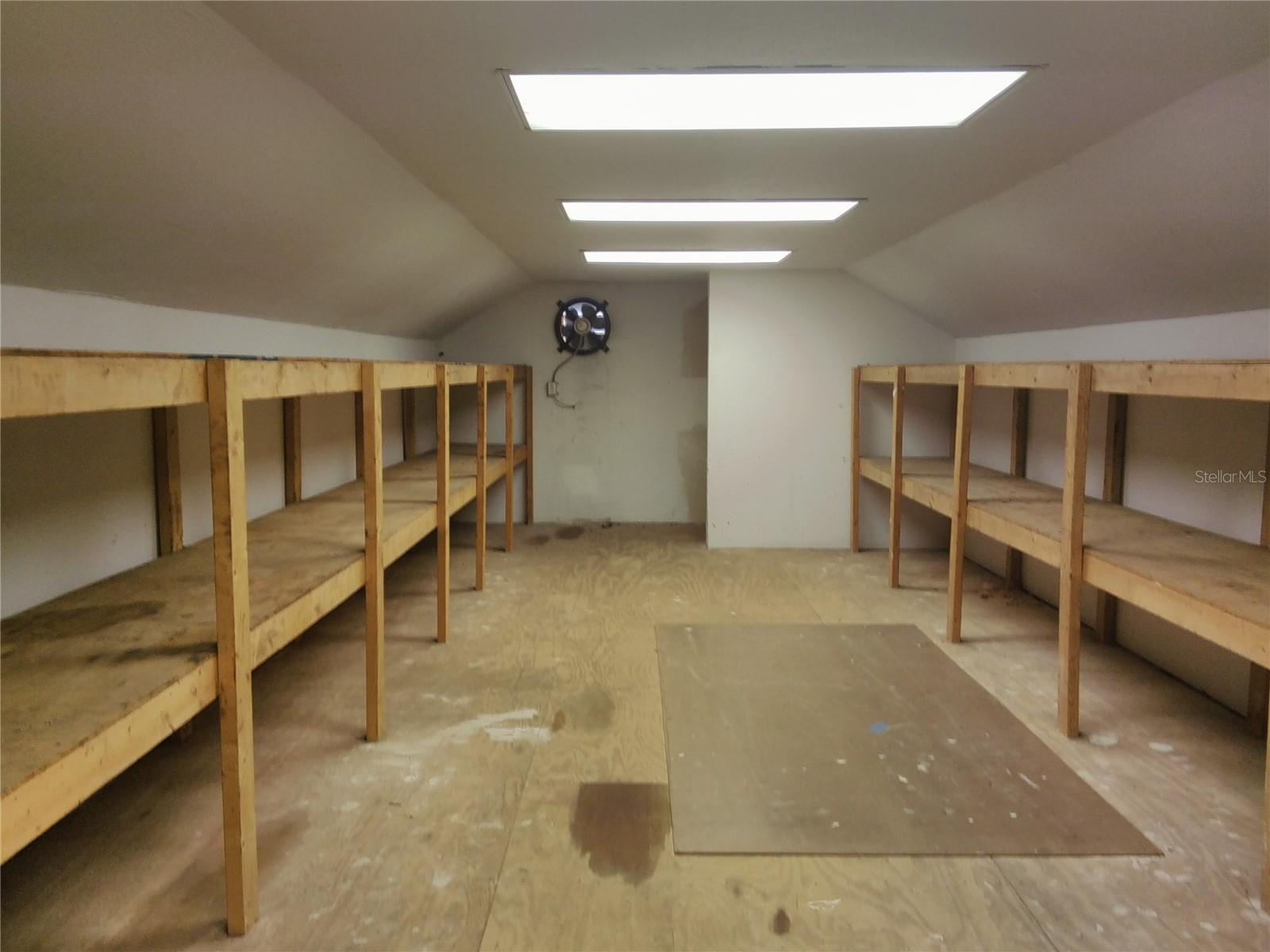 Image 26 of 29 For 1055 Cooper Drive