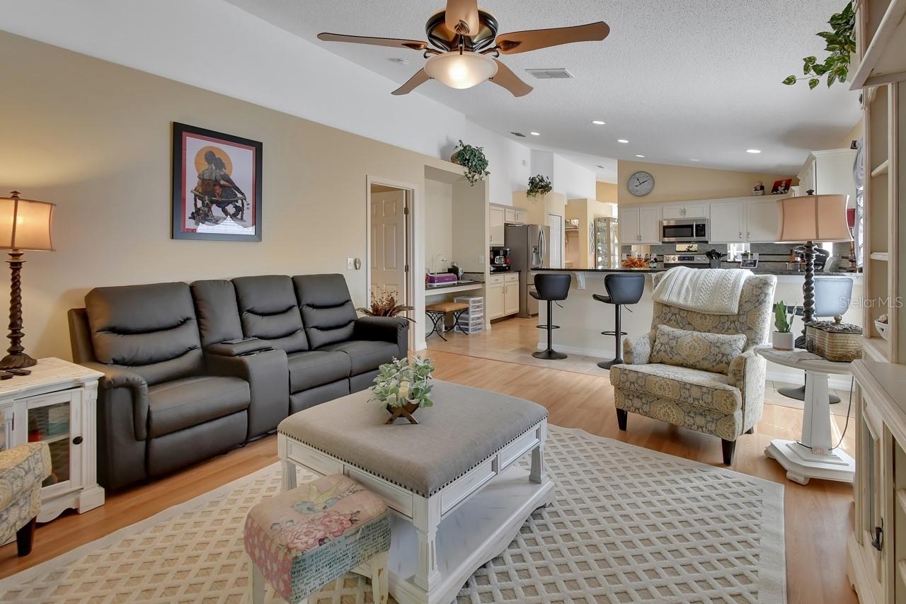 Image 10 of 43 For 592 Blue Park Road