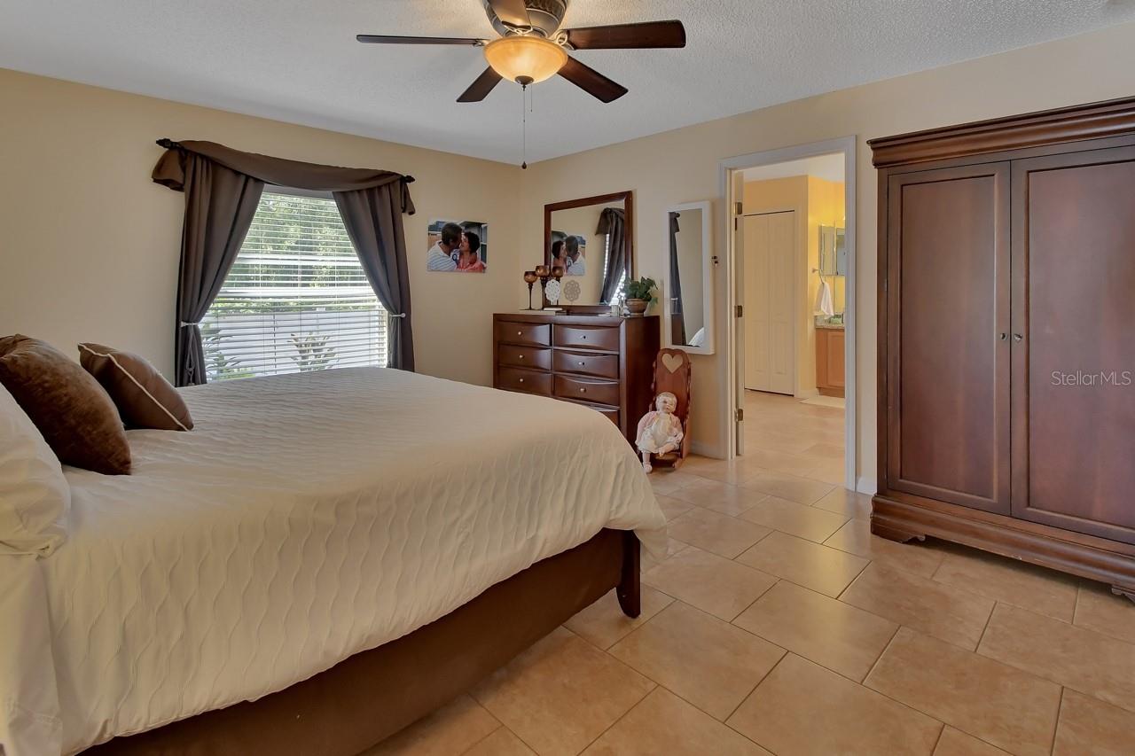 Image 20 of 43 For 592 Blue Park Road