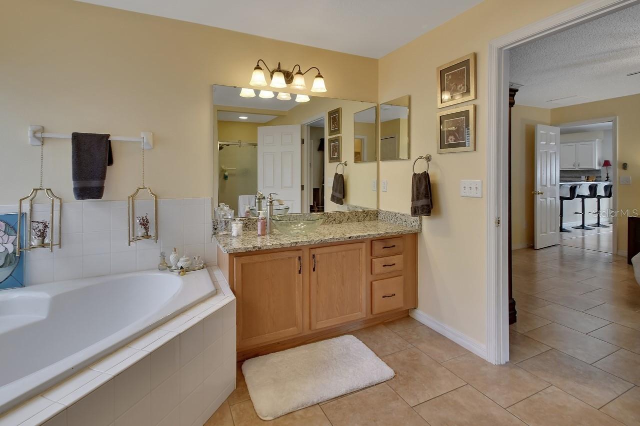 Image 25 of 43 For 592 Blue Park Road