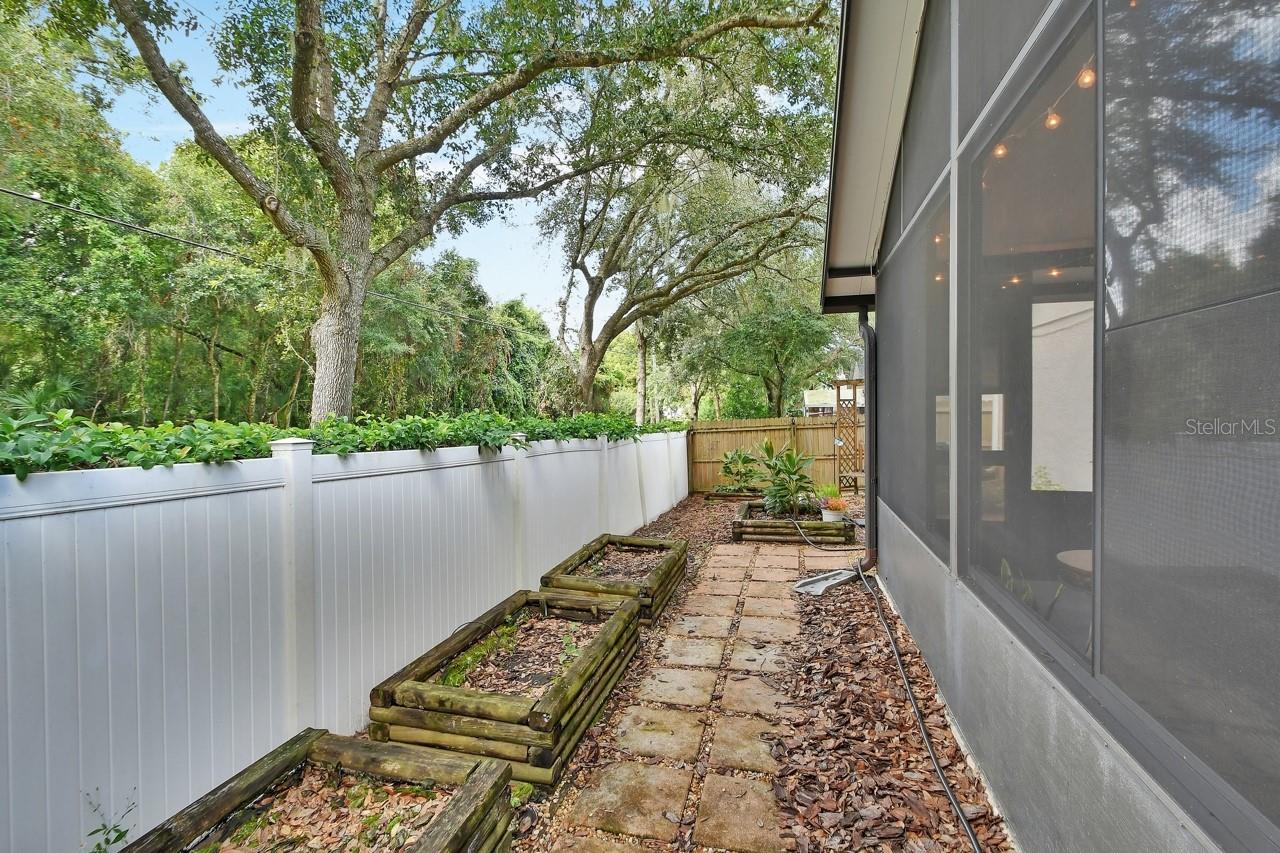 Image 40 of 43 For 592 Blue Park Road