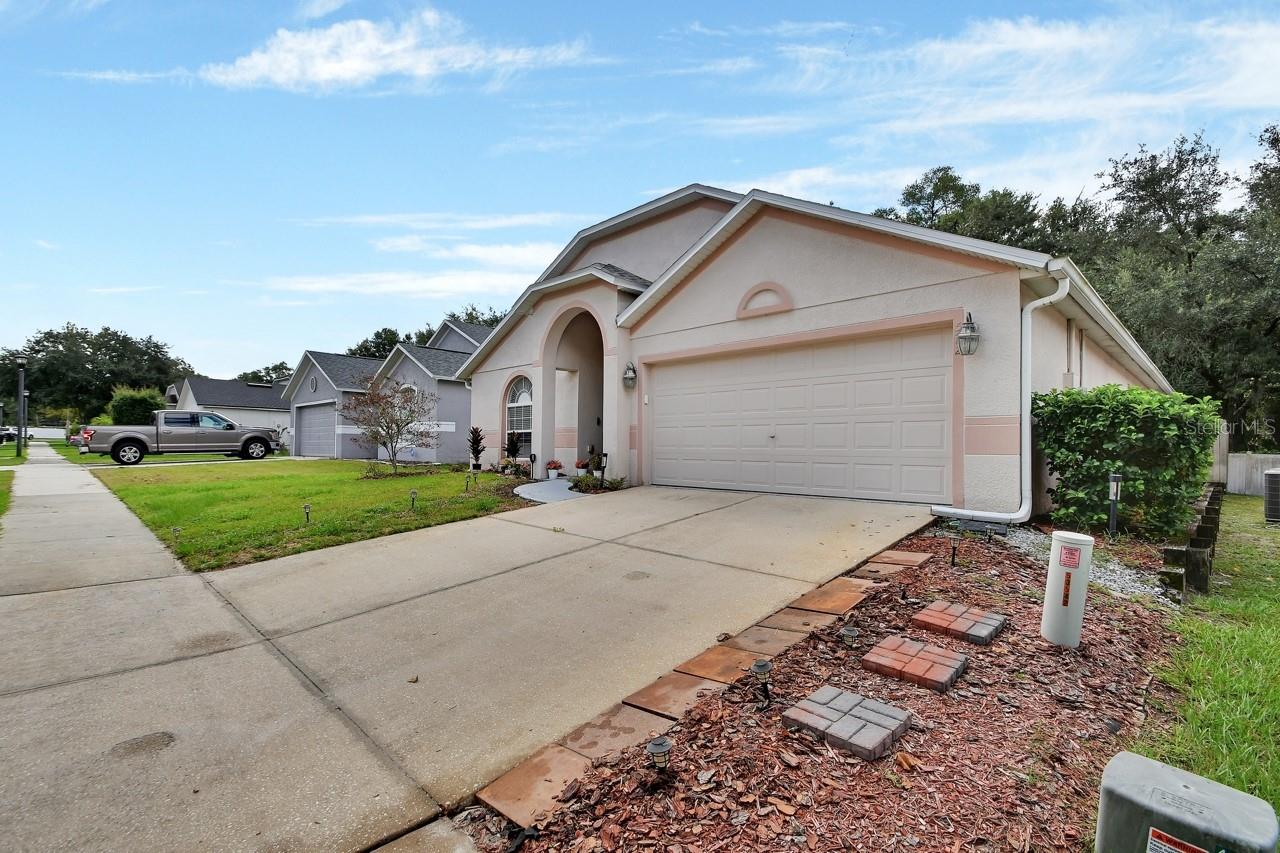 Image 41 of 43 For 592 Blue Park Road