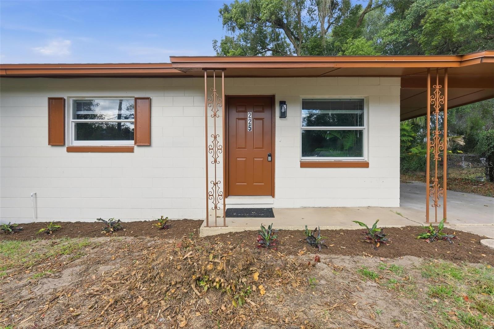 Image 2 of 24 For 225 Volusia Avenue