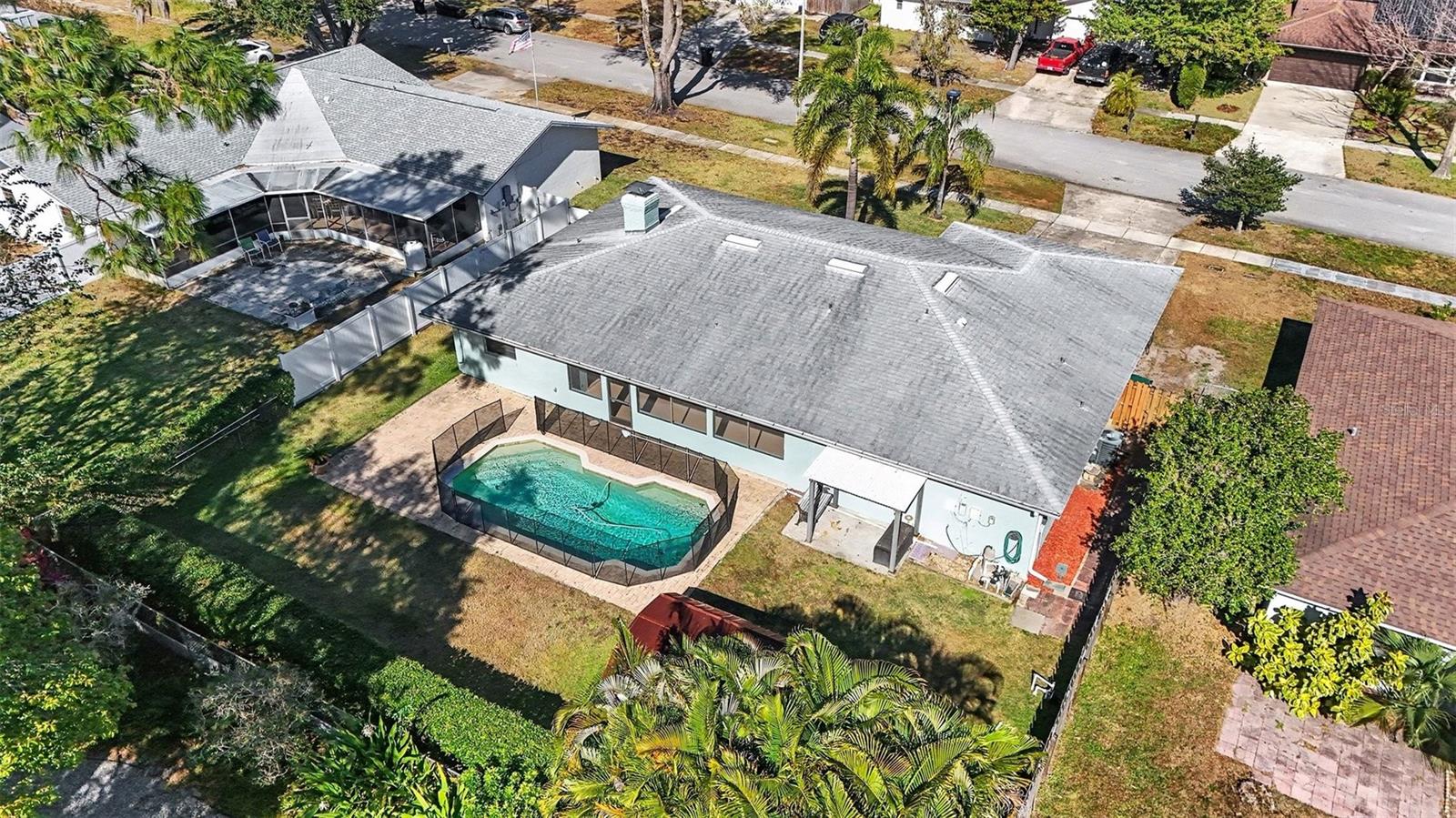 Image 2 of 31 For 7618 Waunatta Court