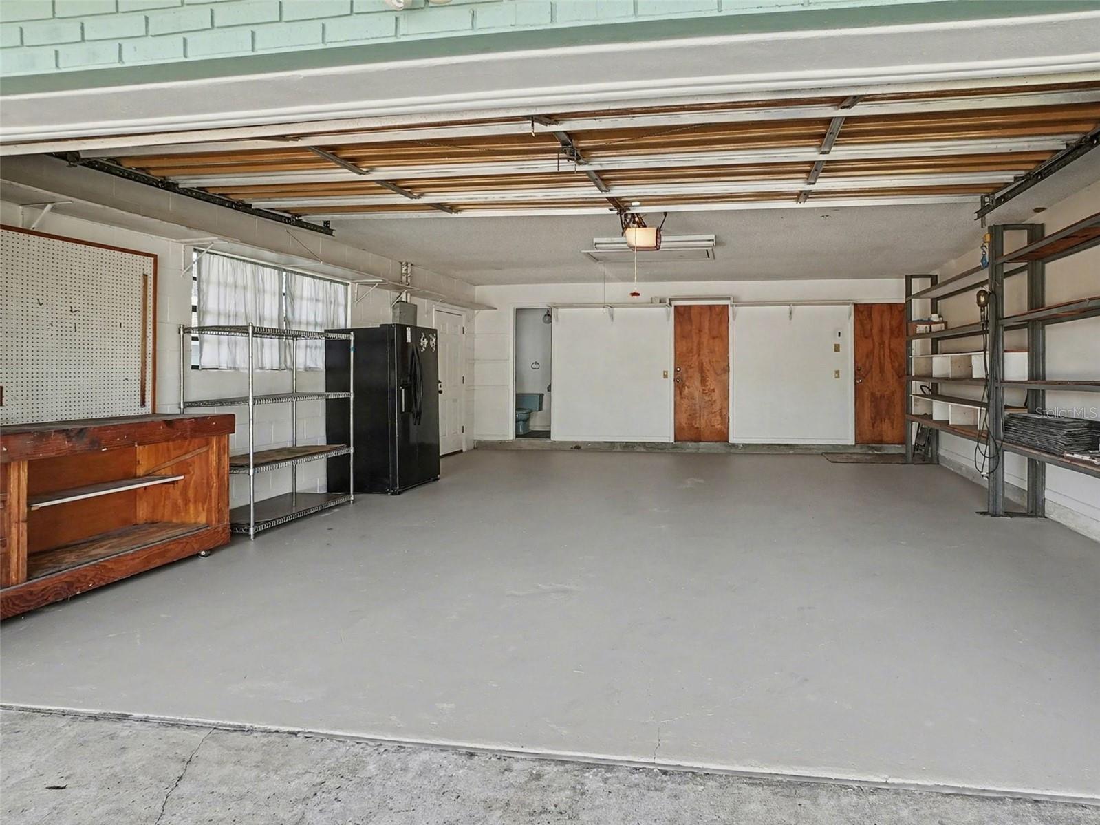 Image 24 of 31 For 7618 Waunatta Court