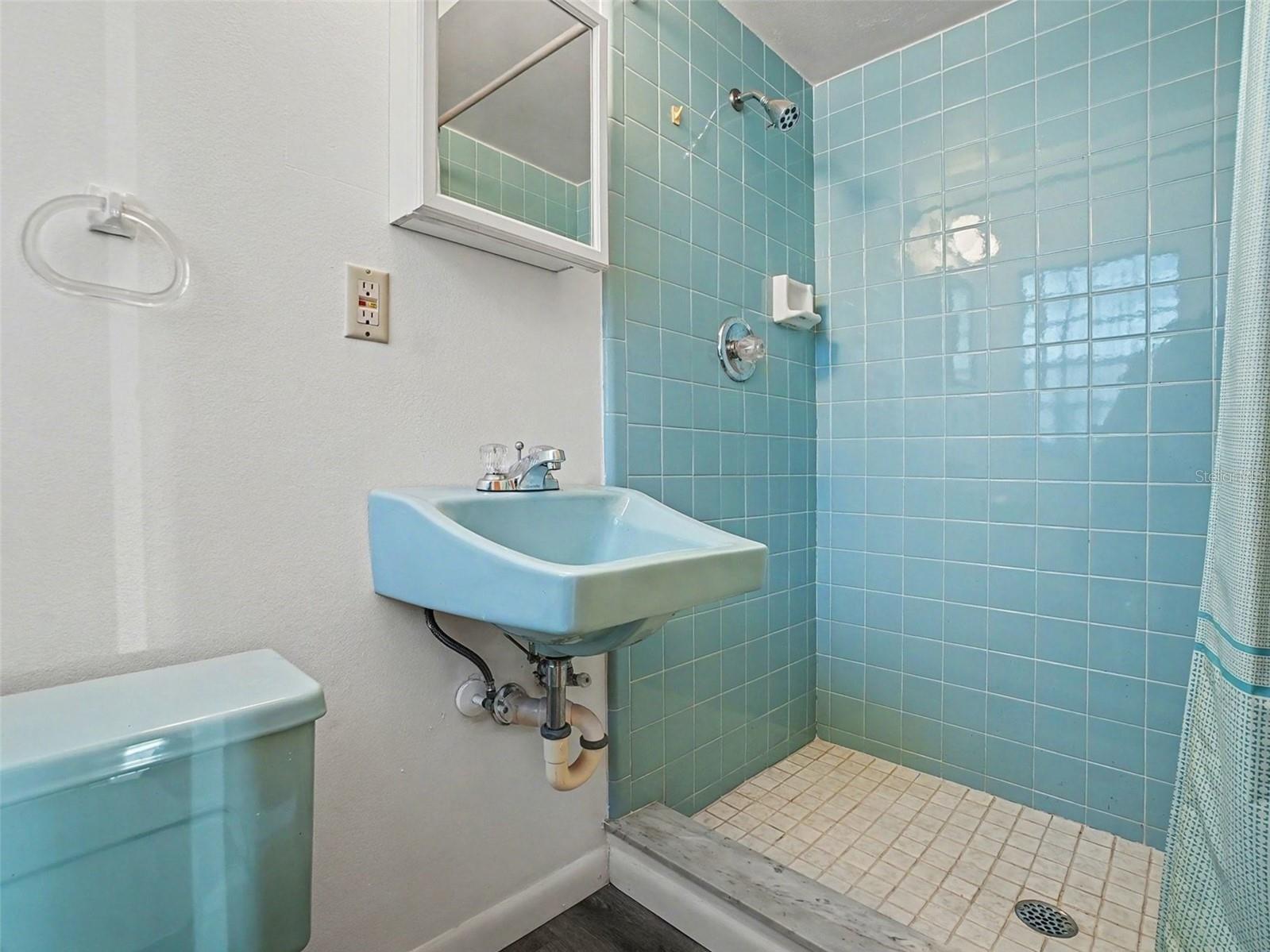 Image 25 of 31 For 7618 Waunatta Court