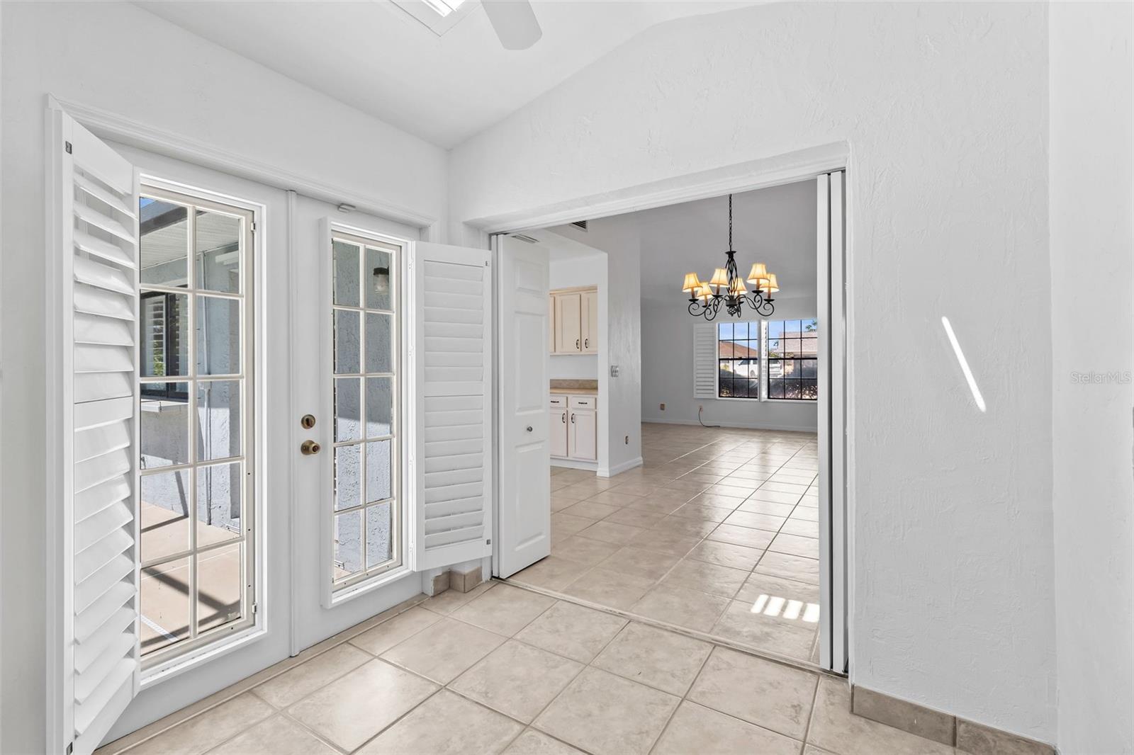 Image 11 of 52 For 36 Sand Dollar Drive