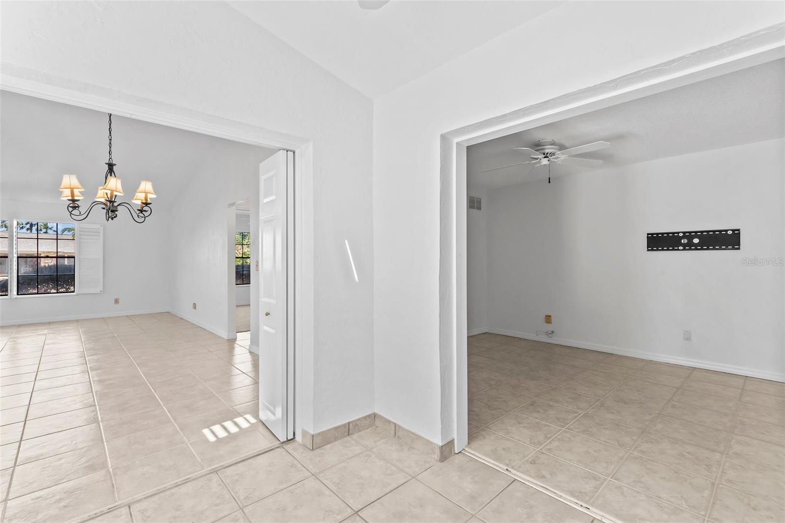 Image 12 of 52 For 36 Sand Dollar Drive