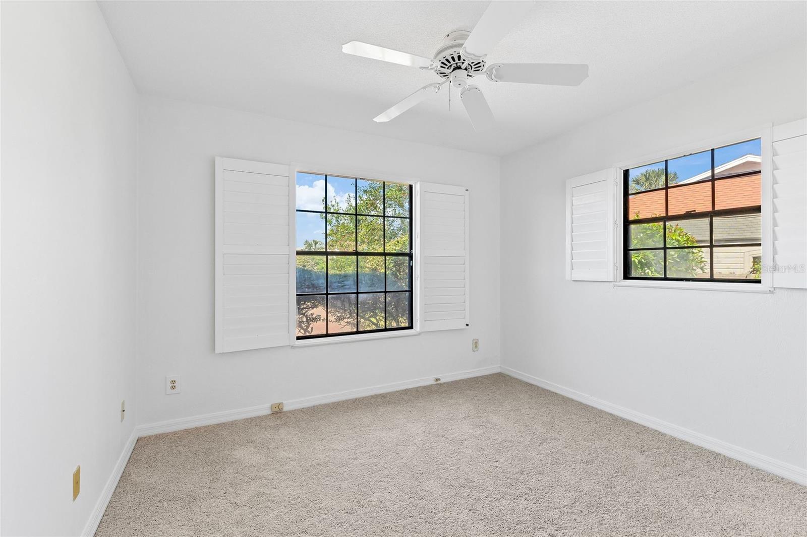 Image 32 of 52 For 36 Sand Dollar Drive