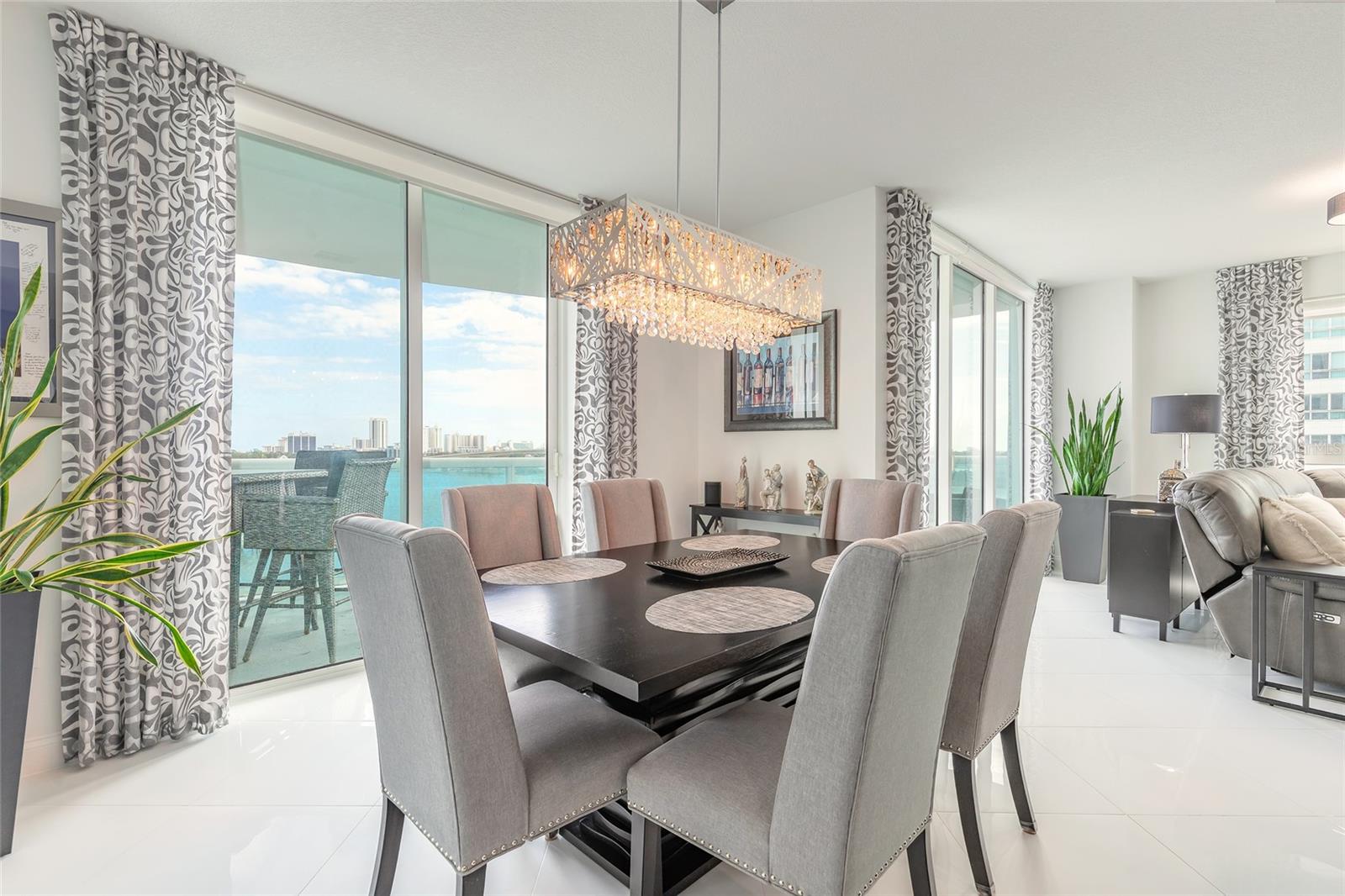 Image 12 of 45 For 241 Riverside Drive 701