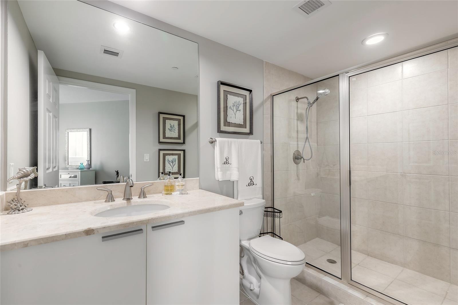 Image 23 of 45 For 241 Riverside Drive 701