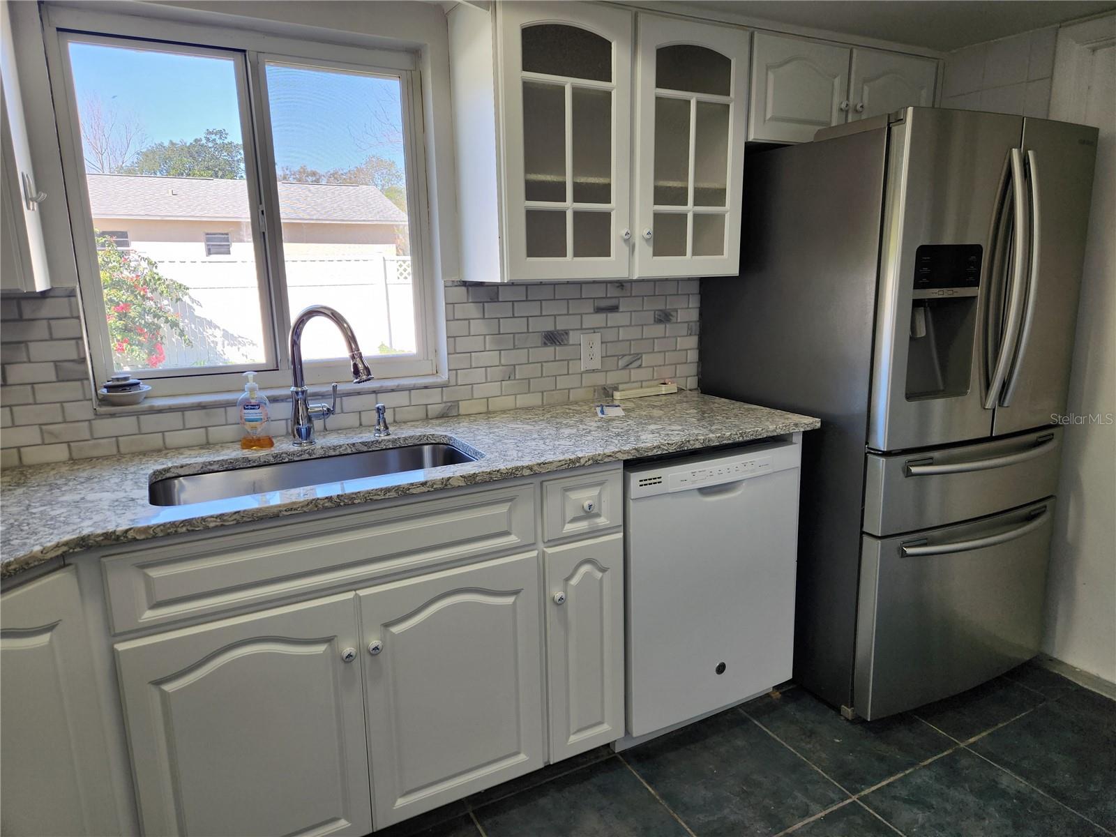 Image 3 of 18 For 1007 Tompkins Drive