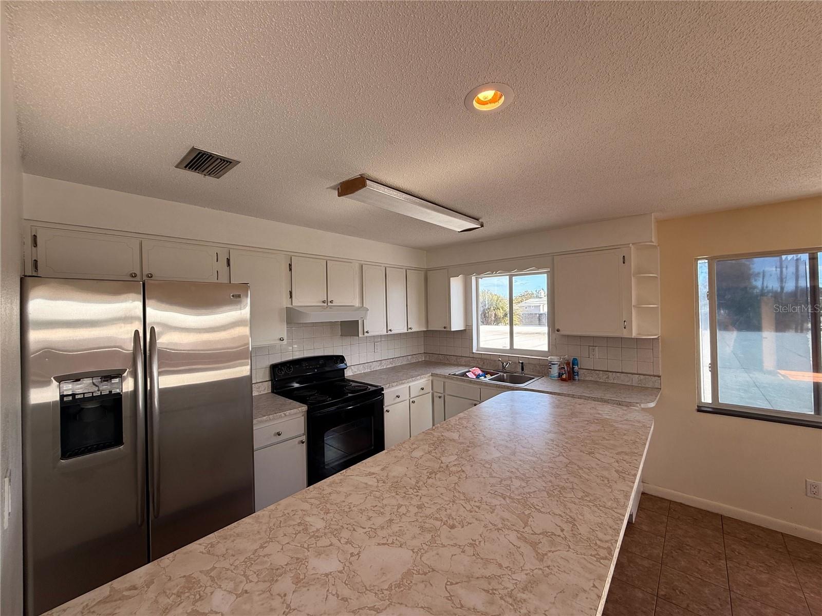 Image 2 of 12 For 328 2nd Street