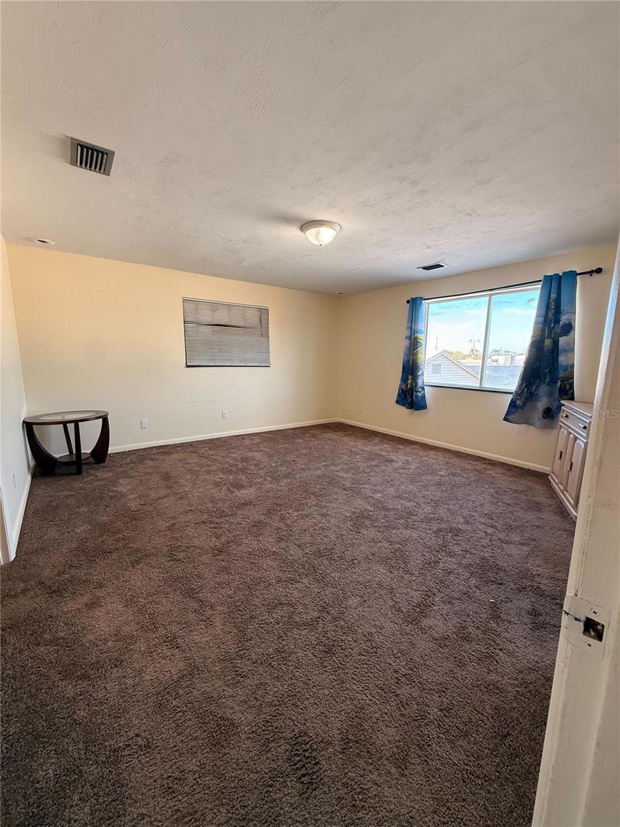 Image 5 of 12 For 328 2nd Street