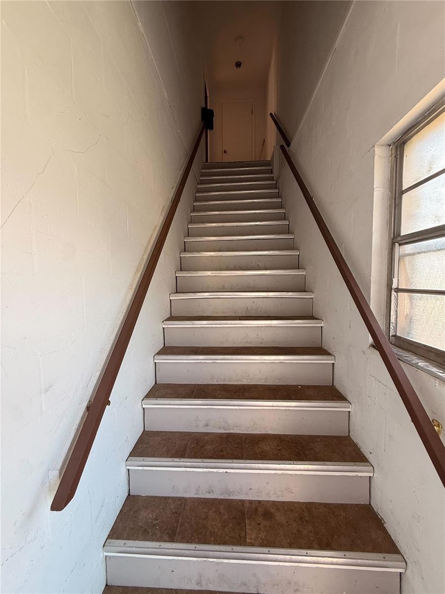 Image 7 of 12 For 328 2nd Street