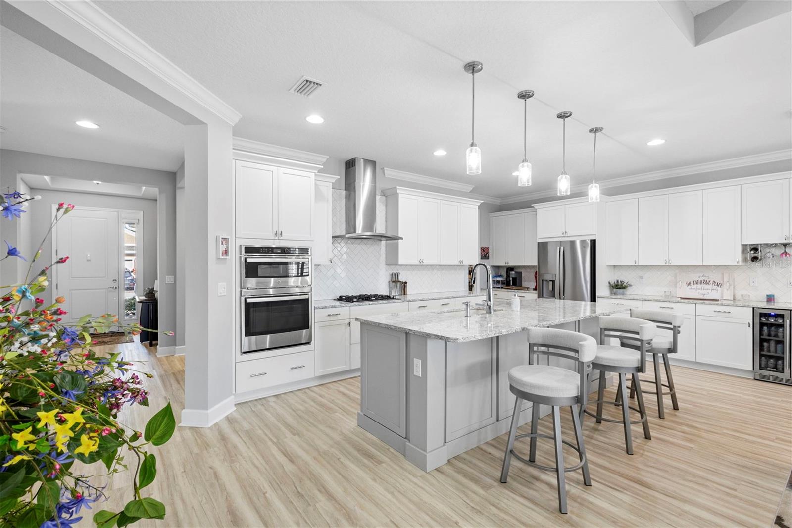 Image 10 of 53 For 1188 Victoria Hills Drive N