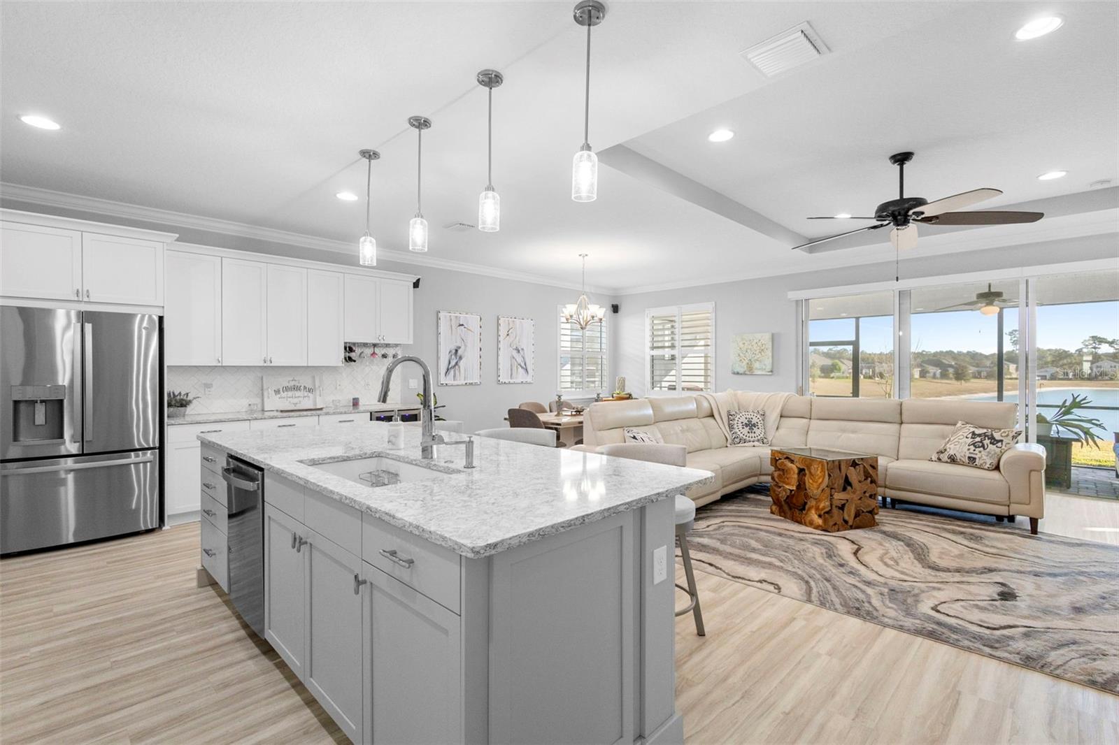 Image 14 of 53 For 1188 Victoria Hills Drive N