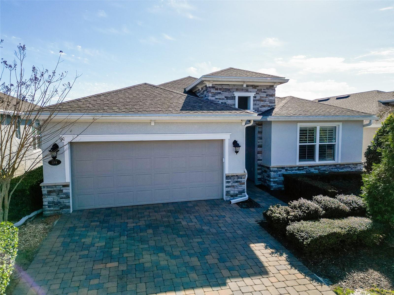 Image 3 of 53 For 1188 Victoria Hills Drive N