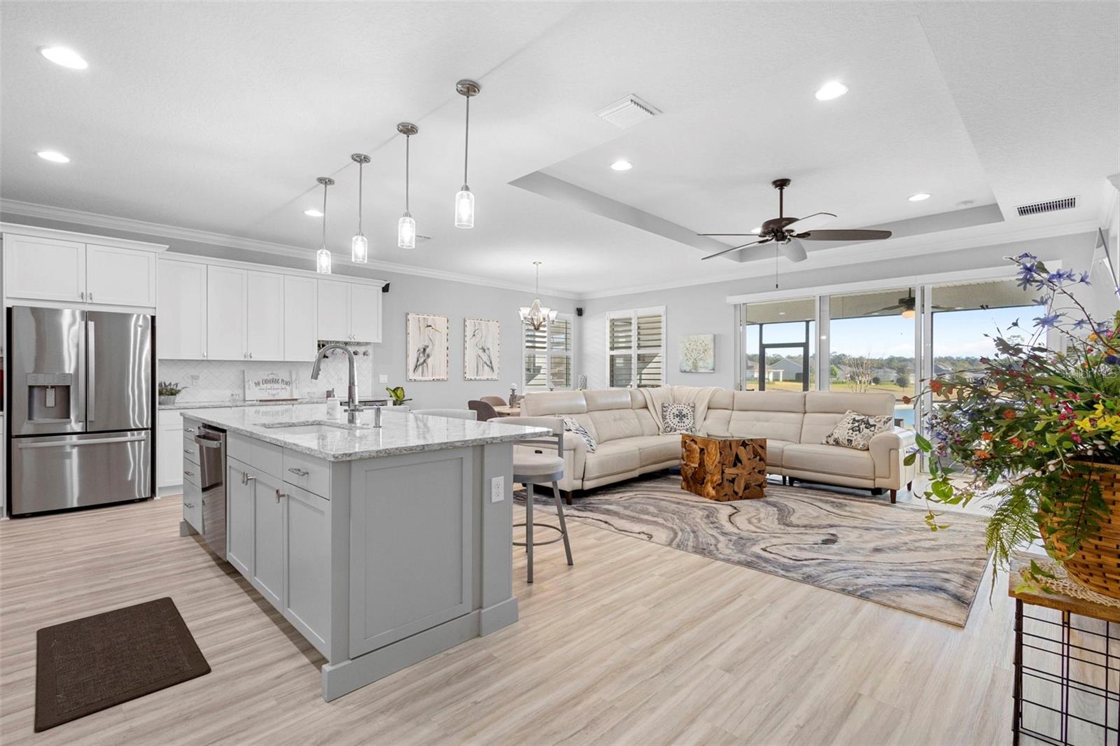 Image 8 of 53 For 1188 Victoria Hills Drive N