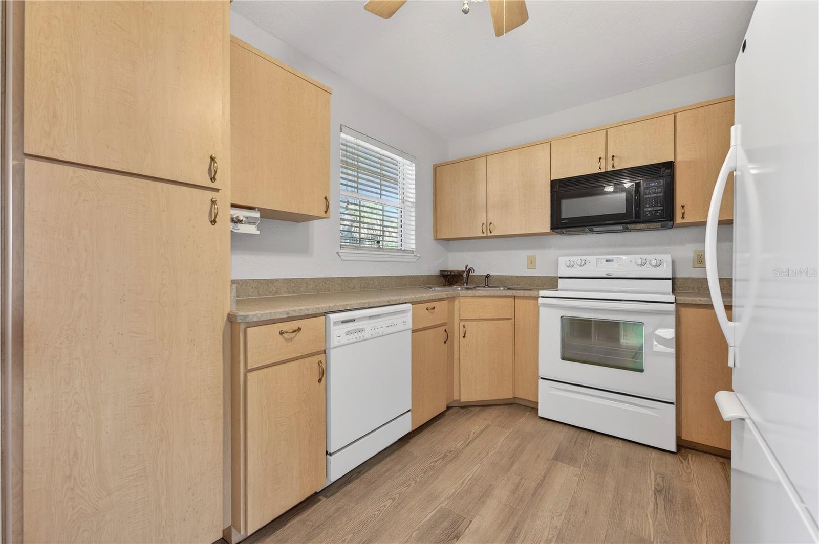 Image 14 of 38 For 65 Coquina Drive