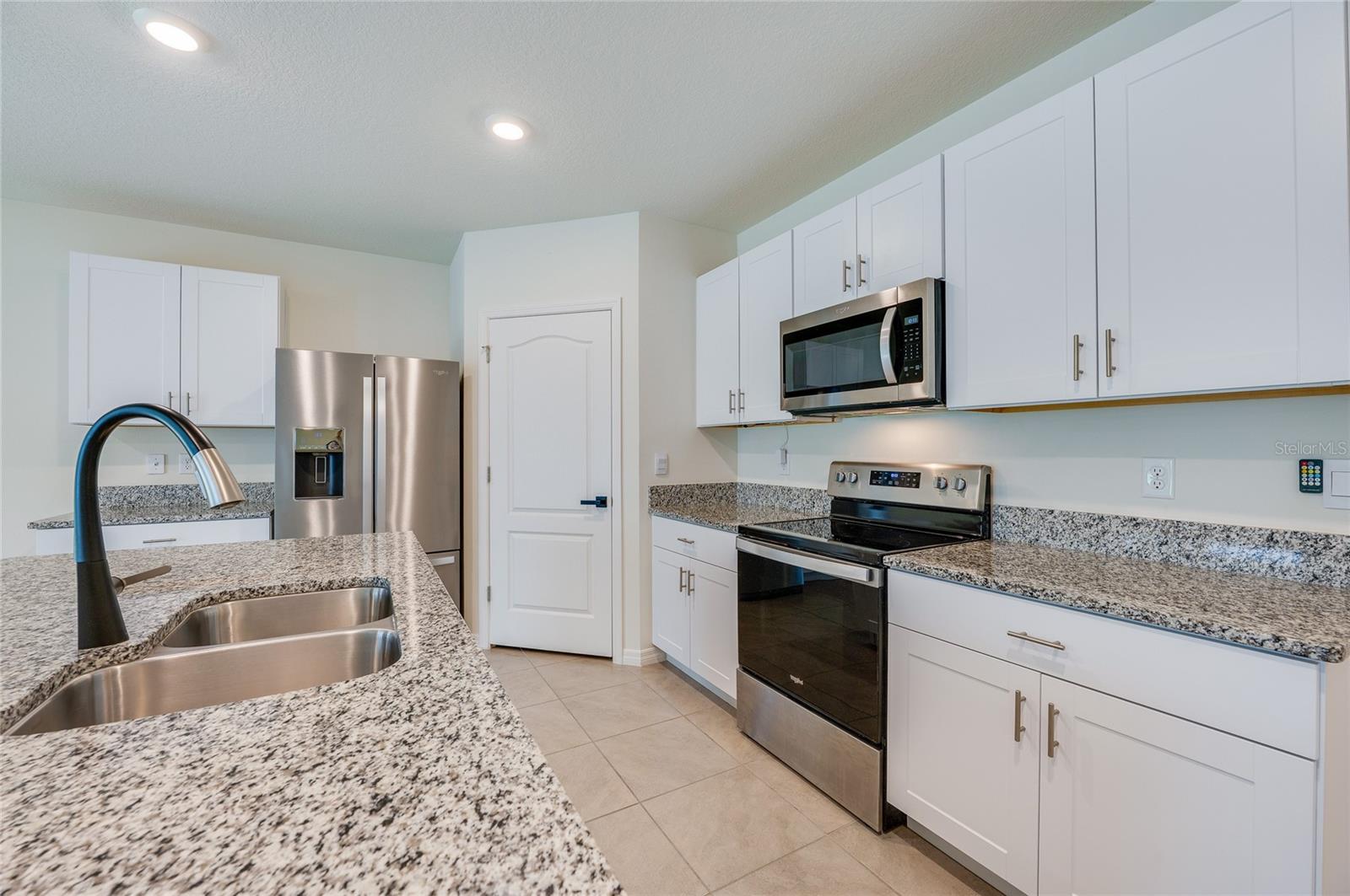 Image 21 of 59 For 324 Camilla Road