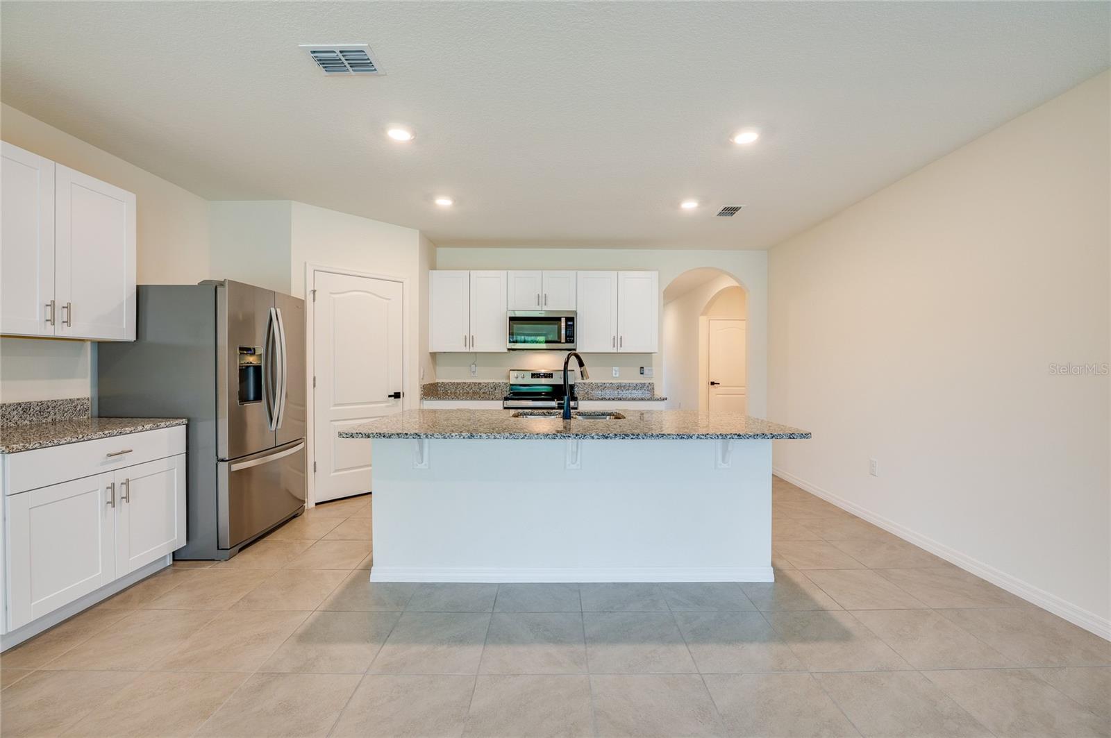 Image 24 of 59 For 324 Camilla Road