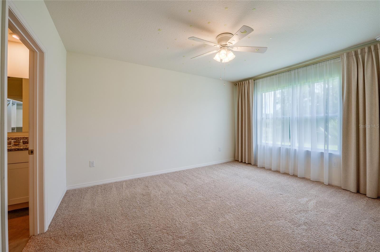 Image 31 of 59 For 324 Camilla Road