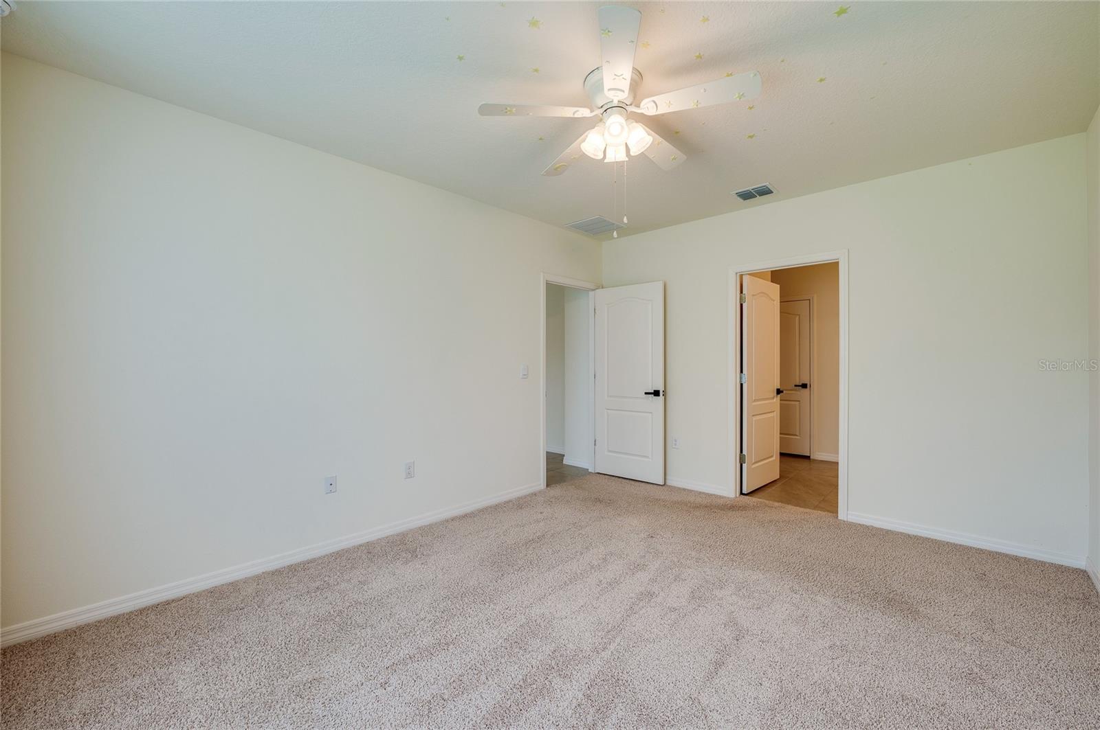 Image 32 of 59 For 324 Camilla Road