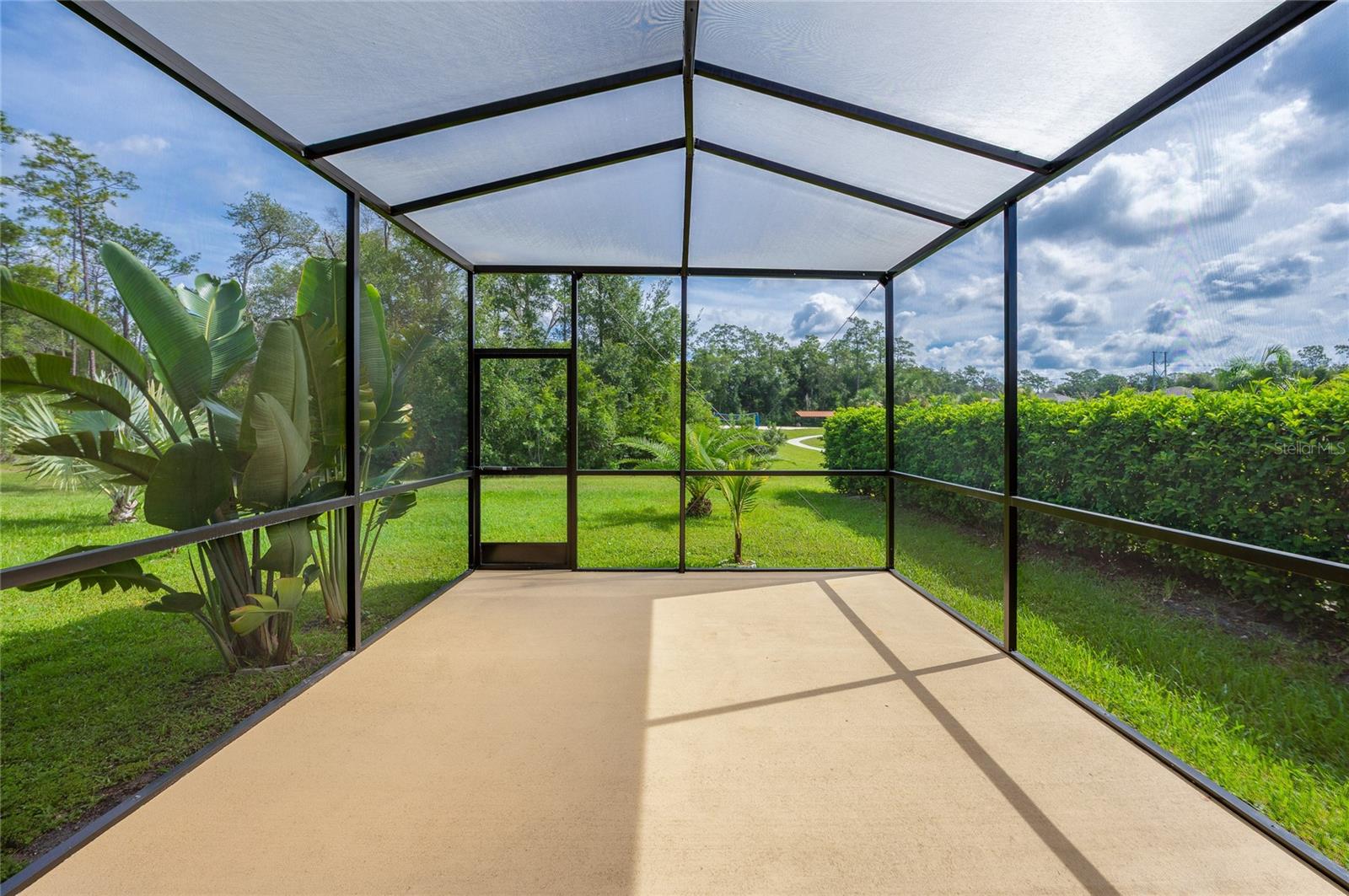 Image 42 of 59 For 324 Camilla Road