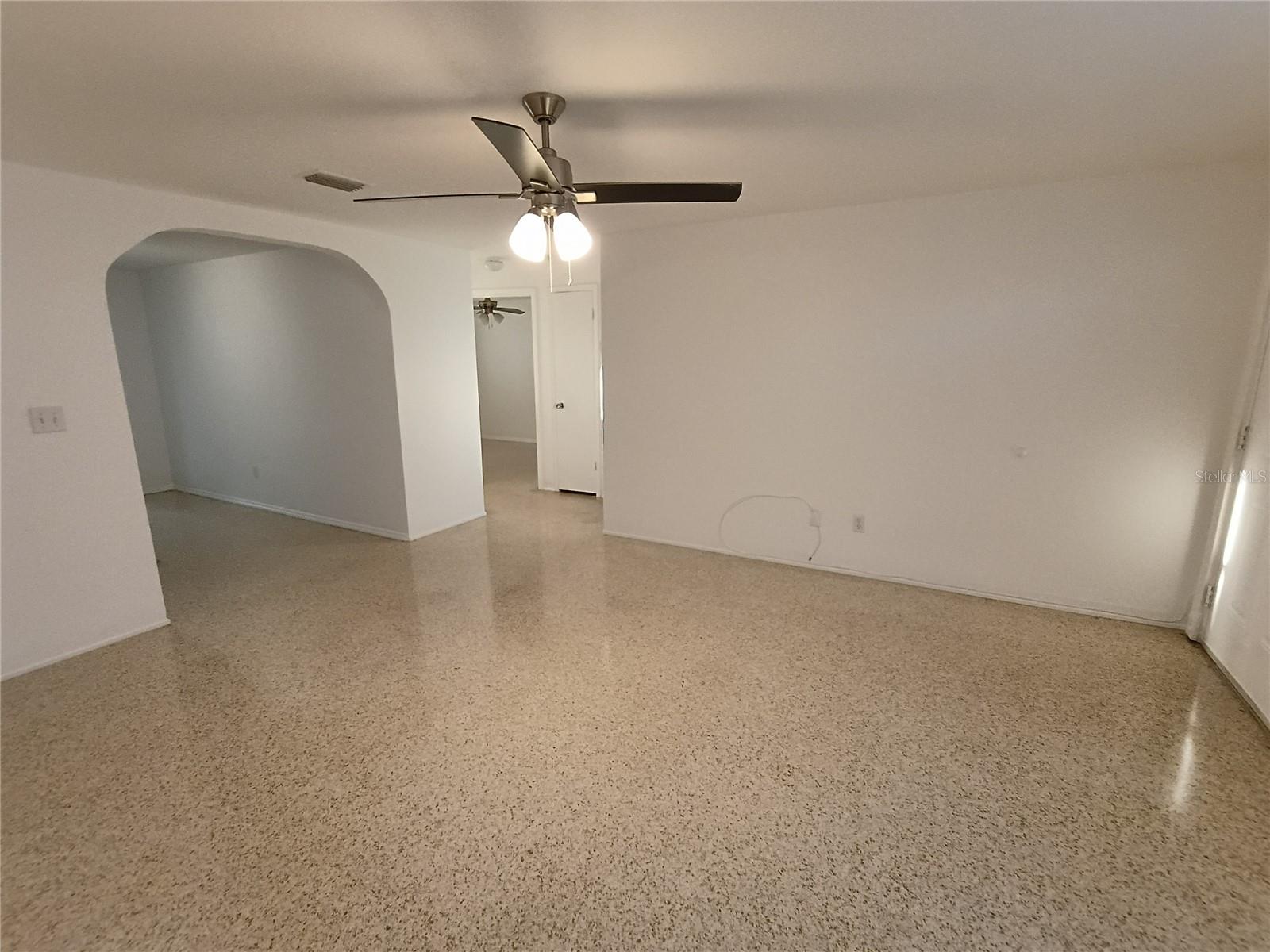 Image 3 of 9 For 702 State Avenue