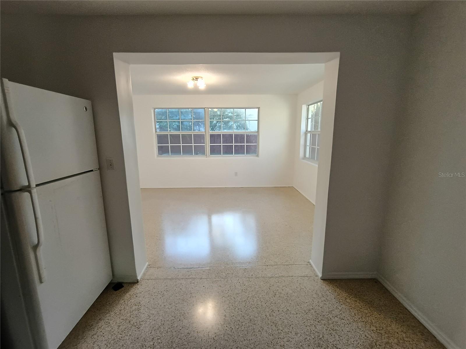 Image 8 of 9 For 702 State Avenue