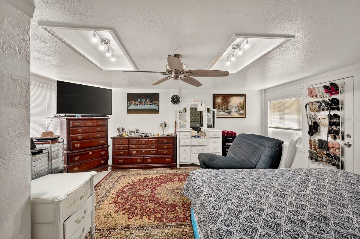 Image 16 of 48 For 2519 Fern Palm Drive