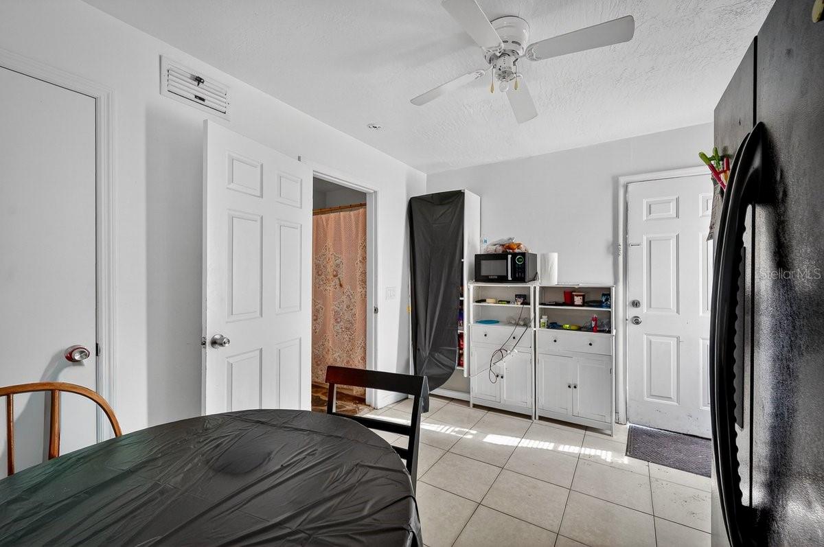 Image 34 of 48 For 2519 Fern Palm Drive