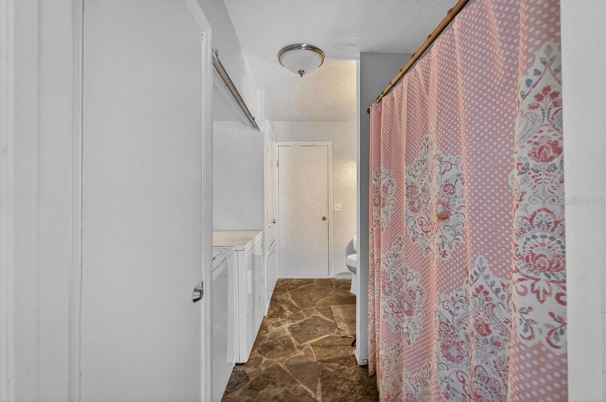 Image 37 of 48 For 2519 Fern Palm Drive