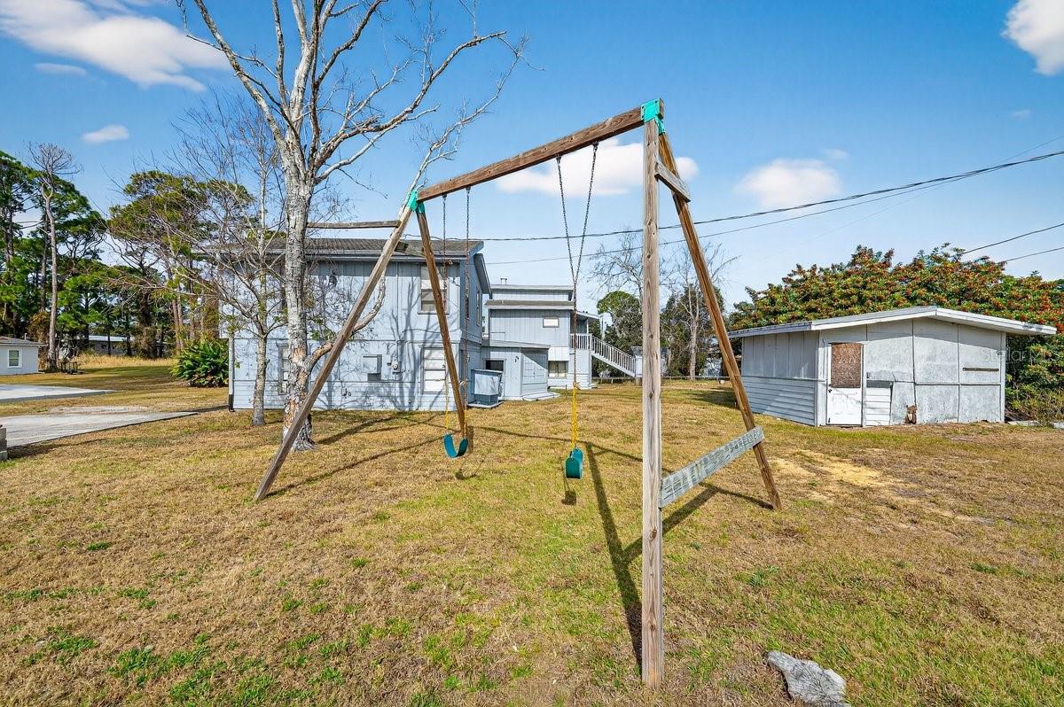 Image 39 of 48 For 2519 Fern Palm Drive