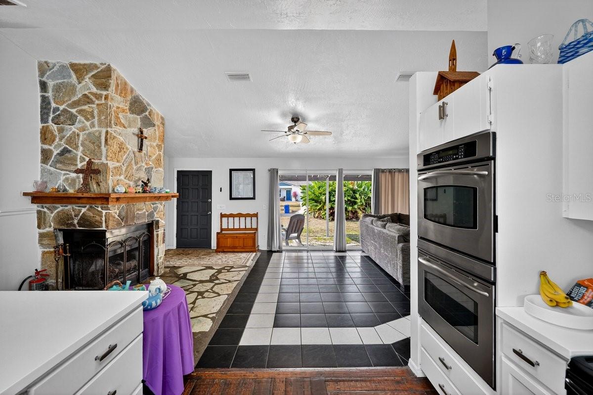 Image 6 of 48 For 2519 Fern Palm Drive