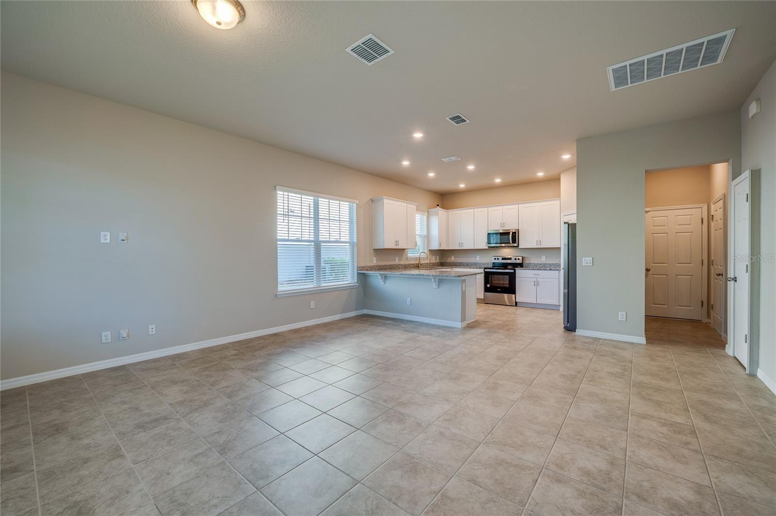 Image 13 of 81 For 2912 Meleto Boulevard