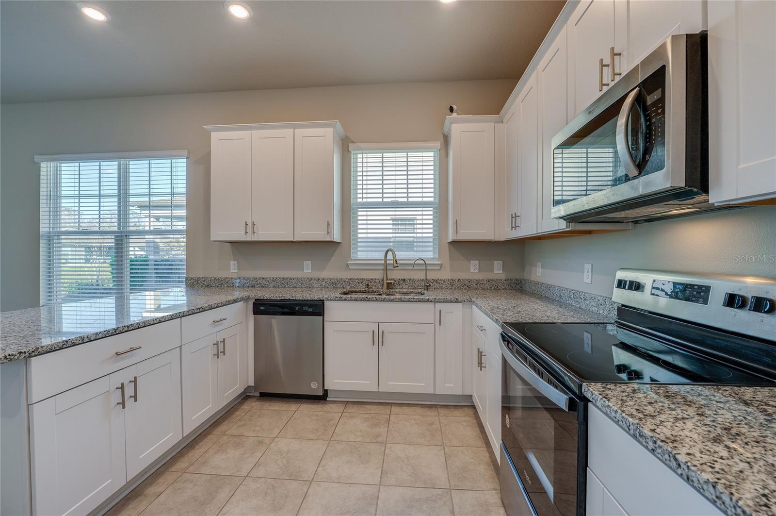 Image 17 of 81 For 2912 Meleto Boulevard