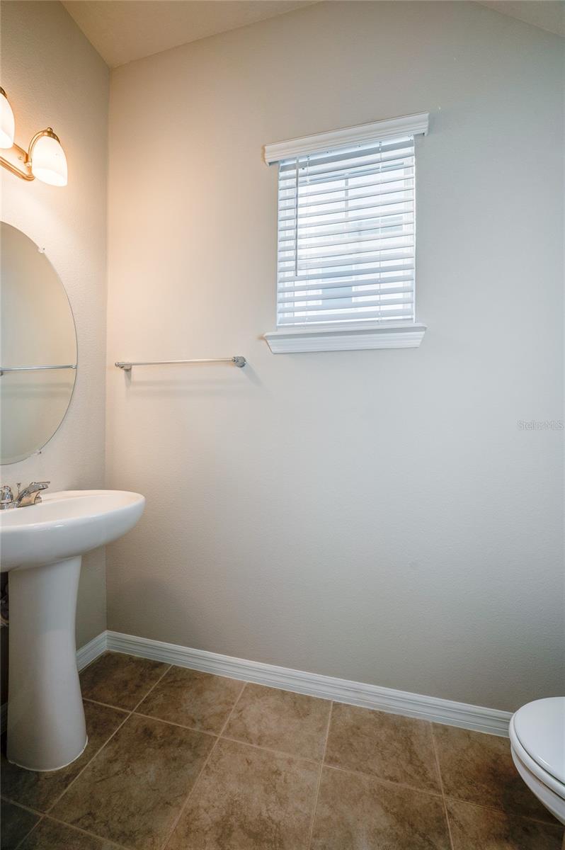 Image 20 of 81 For 2912 Meleto Boulevard