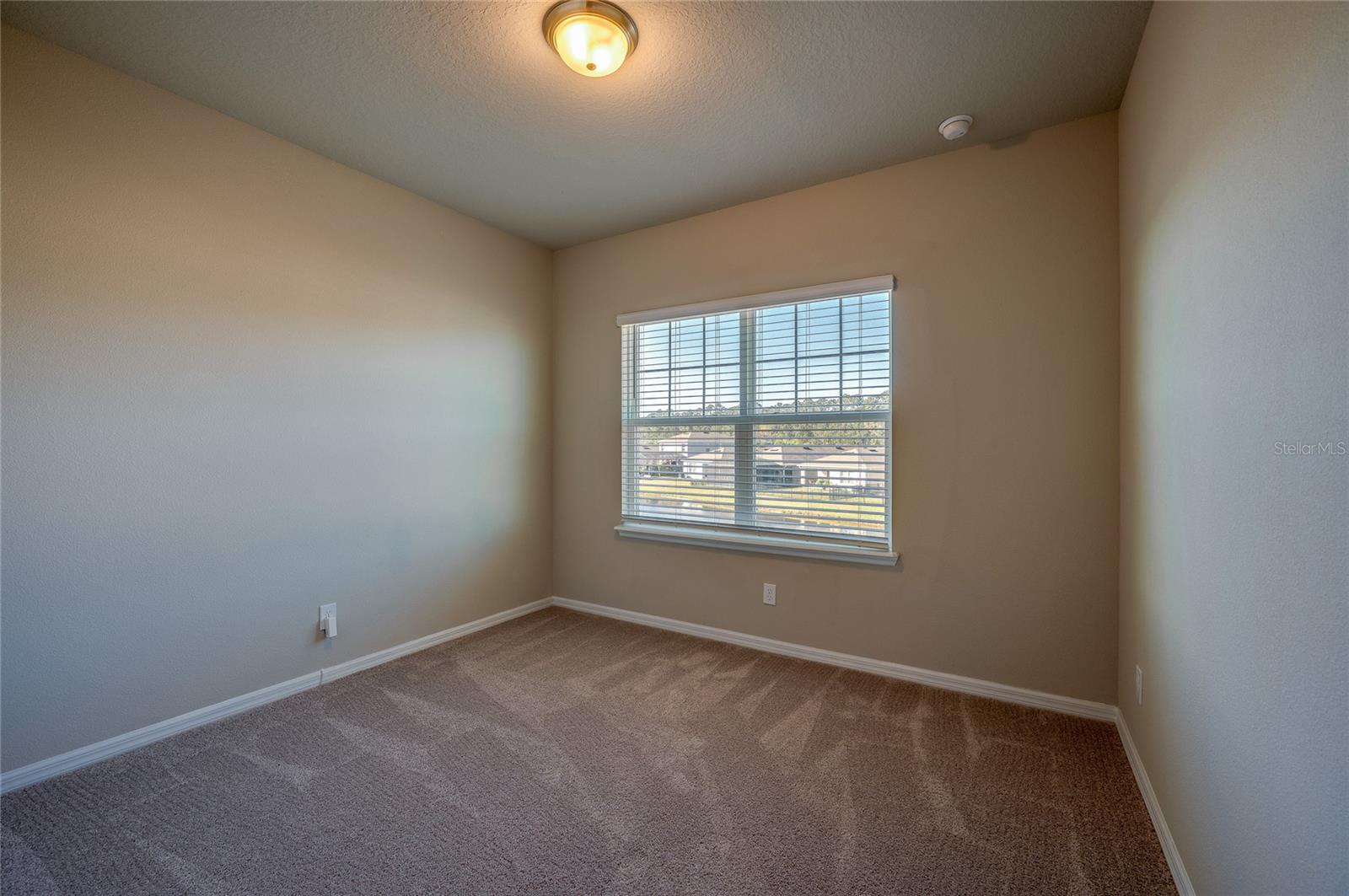 Image 31 of 81 For 2912 Meleto Boulevard